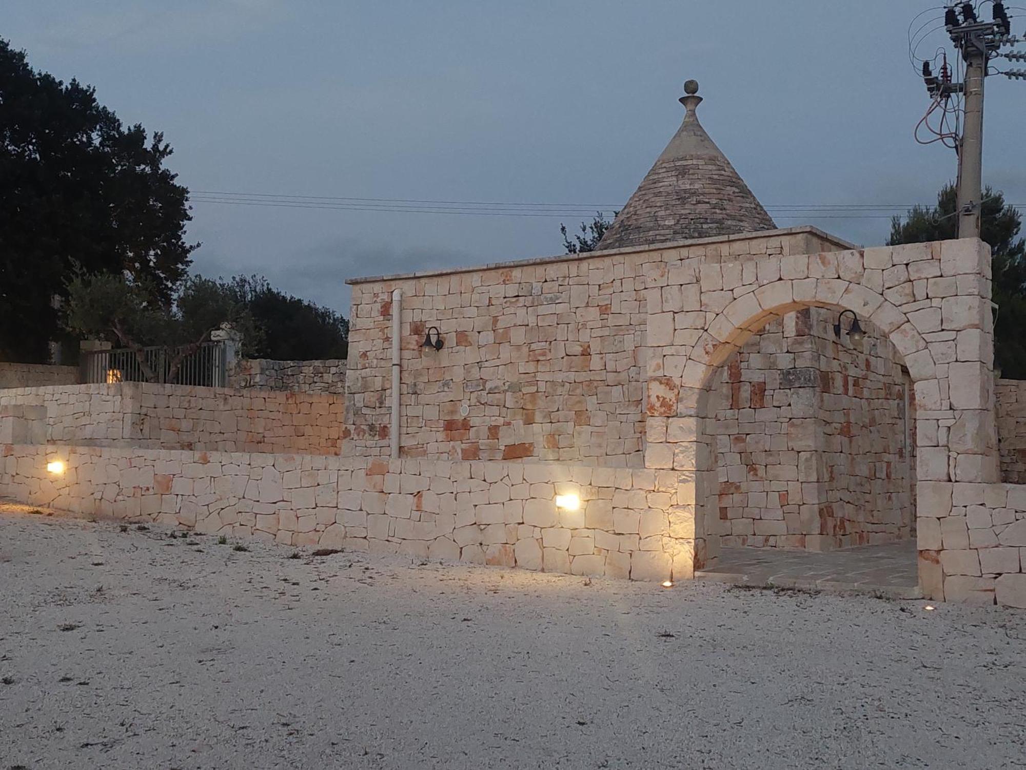 Trullo Amico Villa Cisternino Luaran gambar