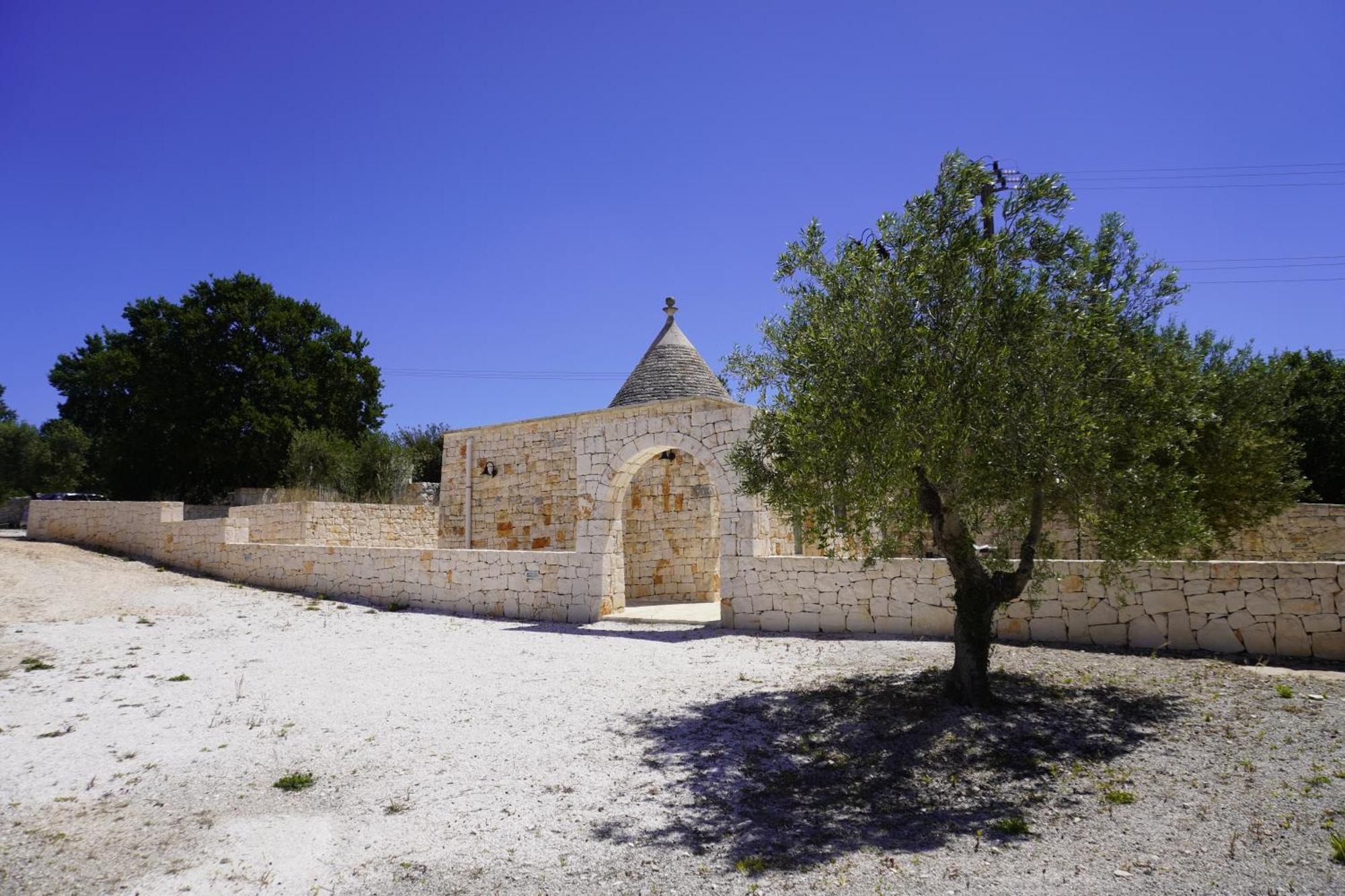 Trullo Amico Villa Cisternino Luaran gambar